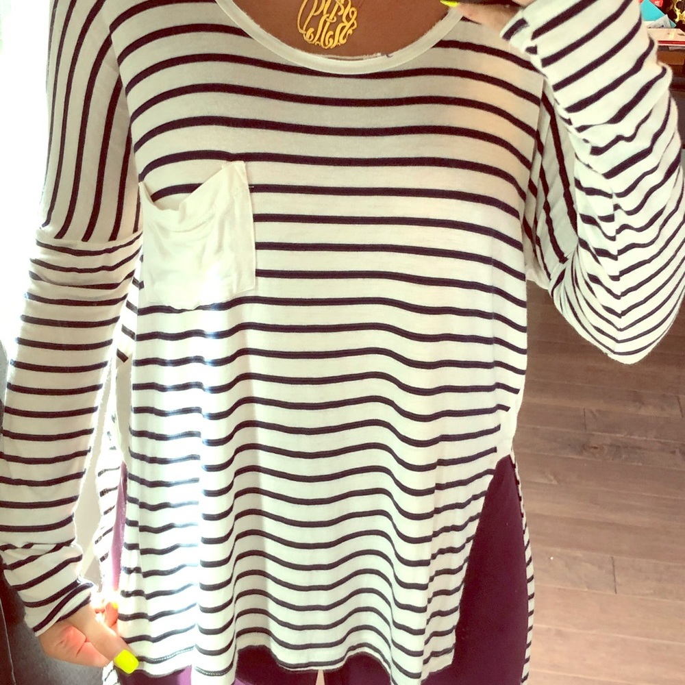 BDG High low long sleeved striped top
